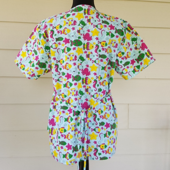 NWOT Expo Scrubs Top Child Care Ocean Theme (M) - Picture 4 of 10